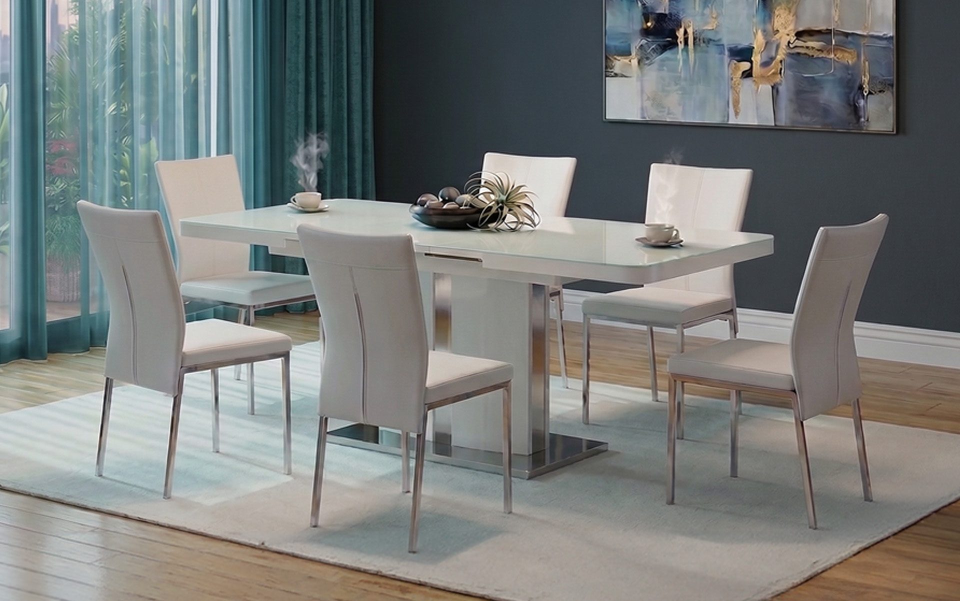 Expandable Dining Suite